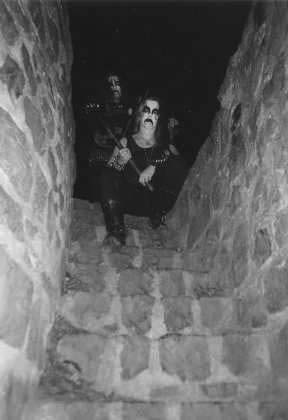 Front: Onielar - Back: Velnias